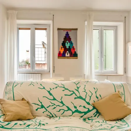 Spacious Near St Peter's Church Appartement *